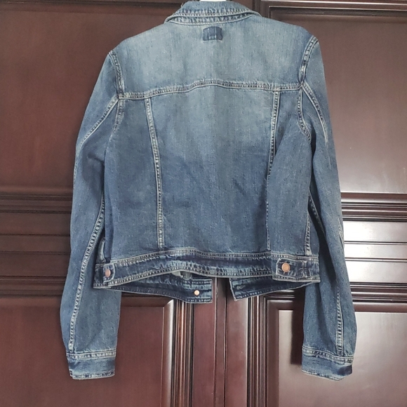 NWOT American Eagle blue distressed Jean Jacket - Picture 3 of 8